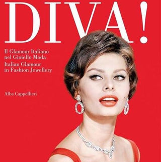 Sophia Loren su fondo rosso - Immagine della copertina di Diva! l'ultima pubblicazione di Alba Cappellieri 